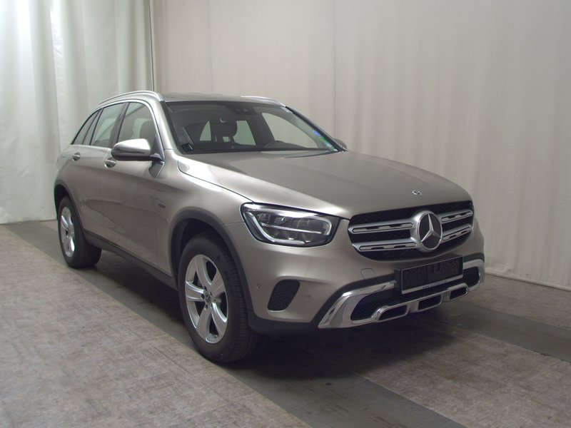 Mercedes-Benz GLC 300 de 4MATIC automatik Exclusive • LED — 3