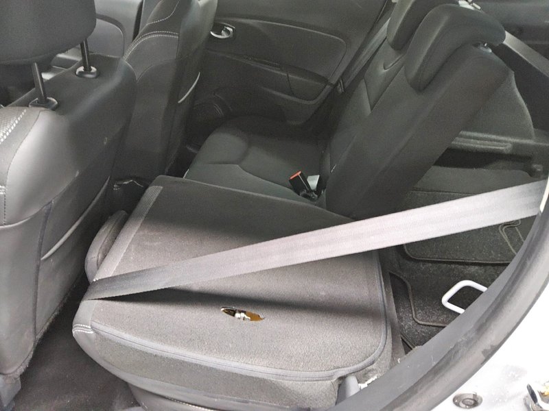 Renault Clio Grandtour 0.9 TCe • navigacija — 12