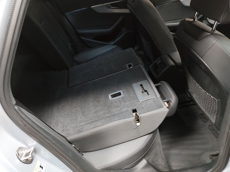 Audi A4 Avant 35 TDI automatik • AHK • el. peta vrata — 11
