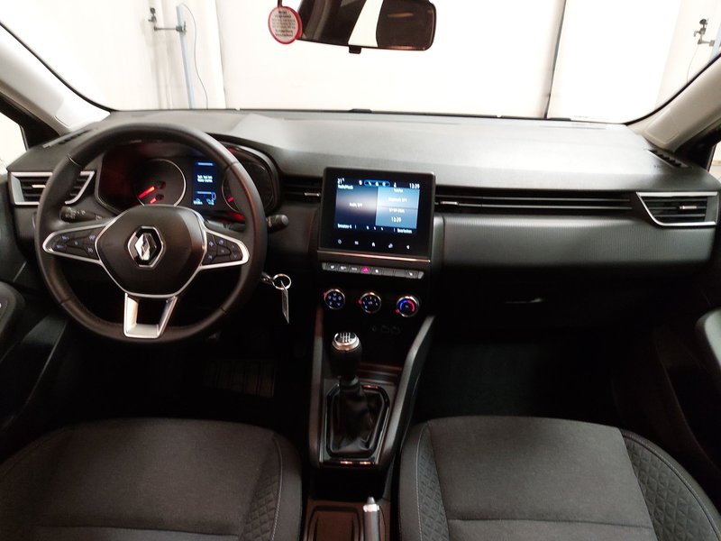 Renault Clio 1.0 • Full LED — 13