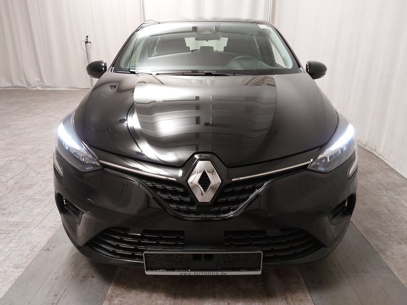 Renault Clio 1.0 • Full LED — 9