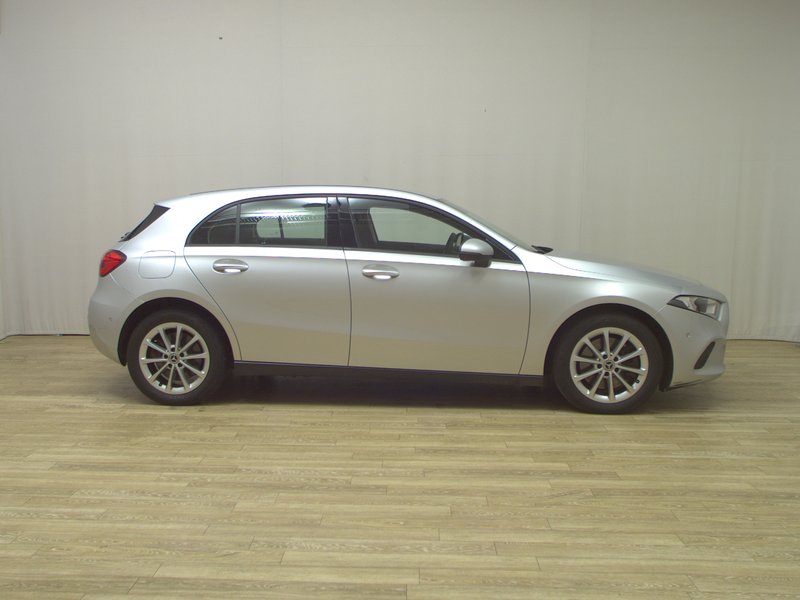Mercedes-Benz A 250 e automatik