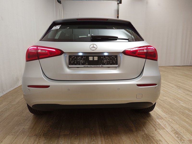 Mercedes-Benz A 250 e automatik — 14