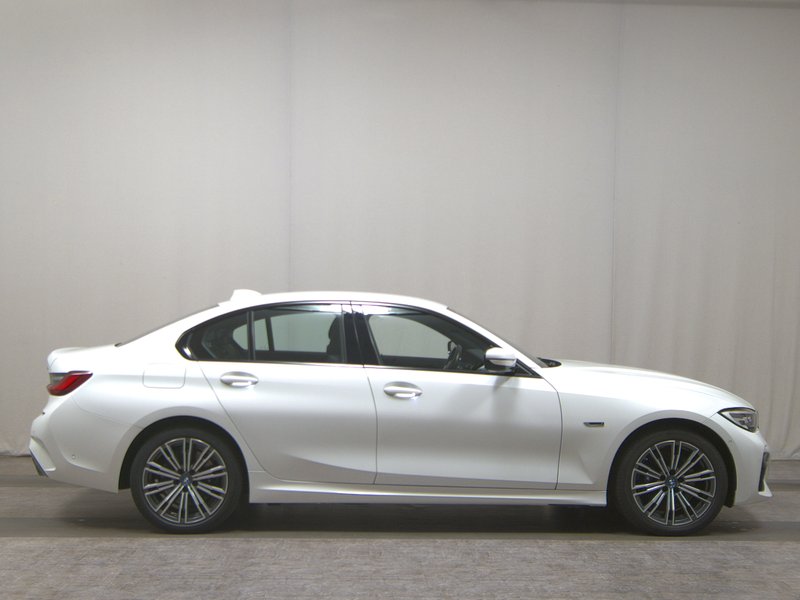 BMW 330e M Sport automatik