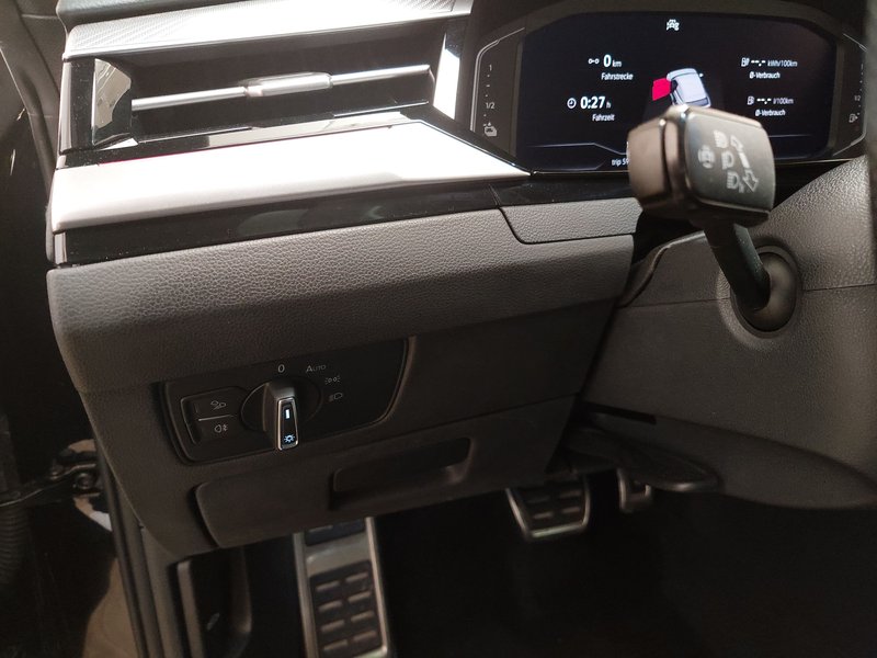 Volkswagen Arteon Shooting Brake 1.4 TSI eHybrid Elegance automatik • ACC • LED — 7