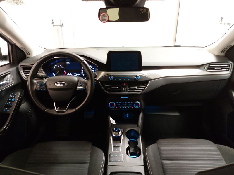 Ford Focus Turnier 2.0 EcoBlue Titanium automatik • ACC • AHK — 17