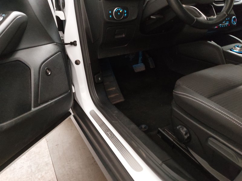 Ford Focus Turnier 2.0 EcoBlue Titanium automatik • ACC • AHK — 7