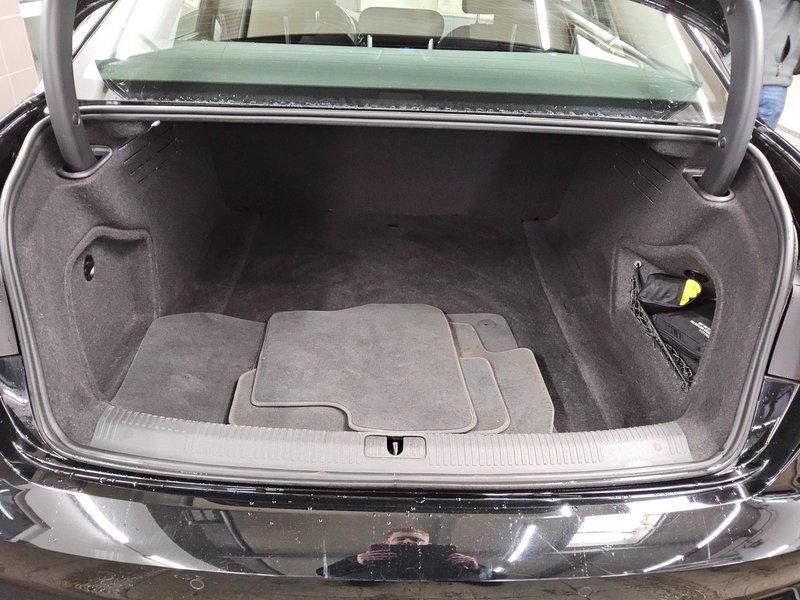 Audi A4 35 TDI automatik advanced • Full LED • navigacija — 12