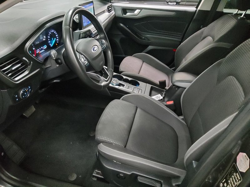 Ford Focus Turnier 1.5 EcoBlue automatik Cool&Connect • ACC • Full LED — 8