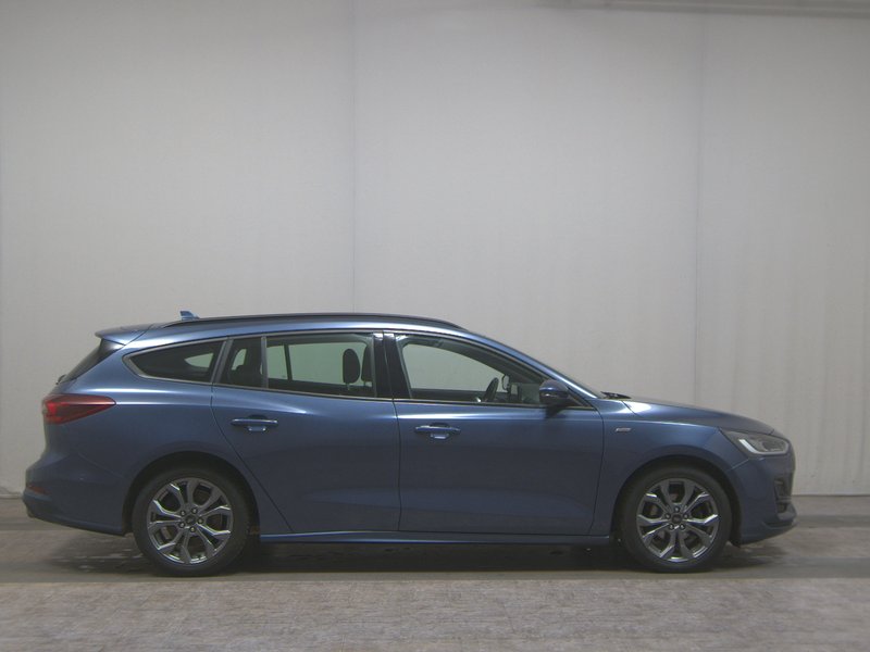 Ford Focus Turnier 1.5 EcoBlue ST-Line automatik • LED