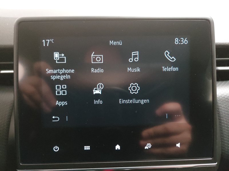 Renault Clio TCe • LED • navigacija — 18