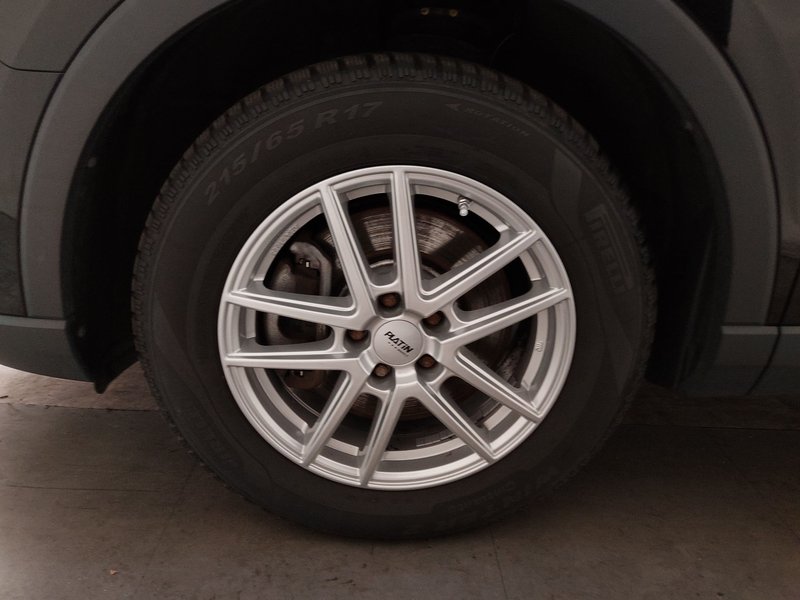 Audi Q3 45 TFSI e automatik • ACC • LED — 8