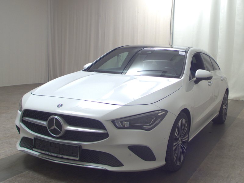 Mercedes-Benz CLA 220 d Shooting Brake automatik Progressive • panorama — 2