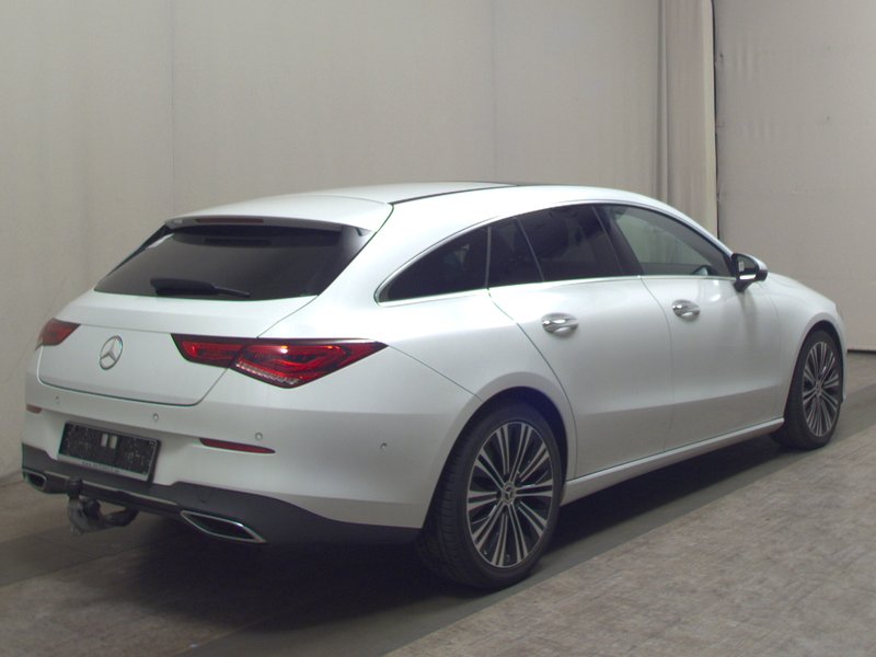 Mercedes-Benz CLA 220 d Shooting Brake automatik Progressive • panorama — 4