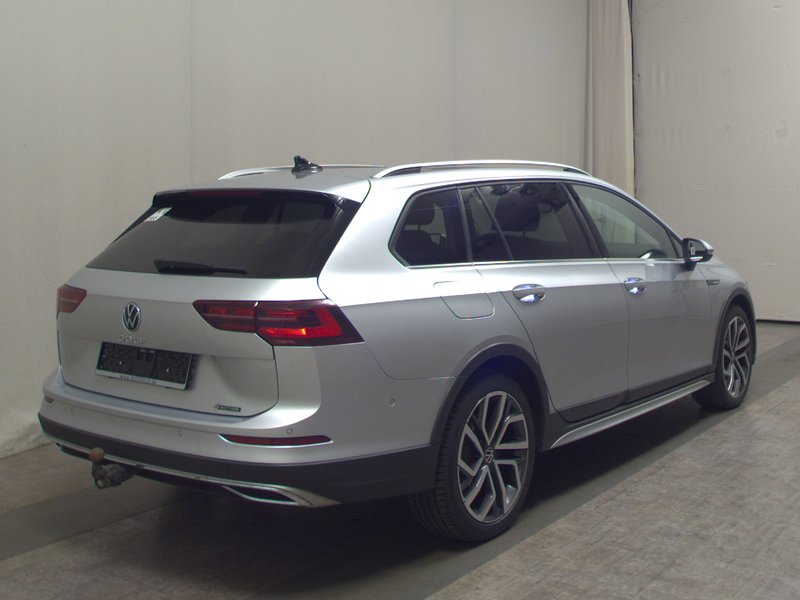 Volkswagen Golf Alltrack 2.0 TDI 4MOTION automatik • HUD • ACC — 4
