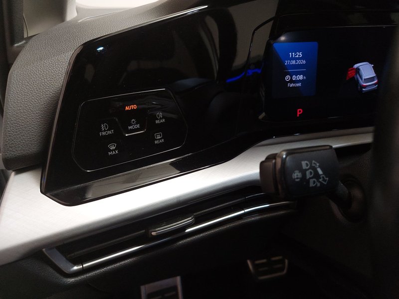 Volkswagen Golf Alltrack 2.0 TDI 4MOTION automatik • HUD • ACC — 7
