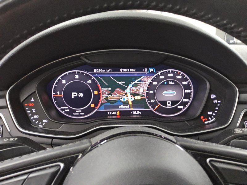 Audi A4 Avant 40 TDI automatik S line • panorama • HUD — 7