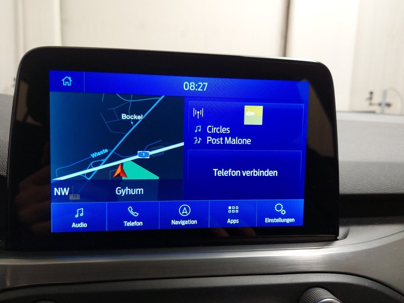 Ford Focus Turnier 1.0 EcoBoost Titanium • Full LED • navigacija — 17