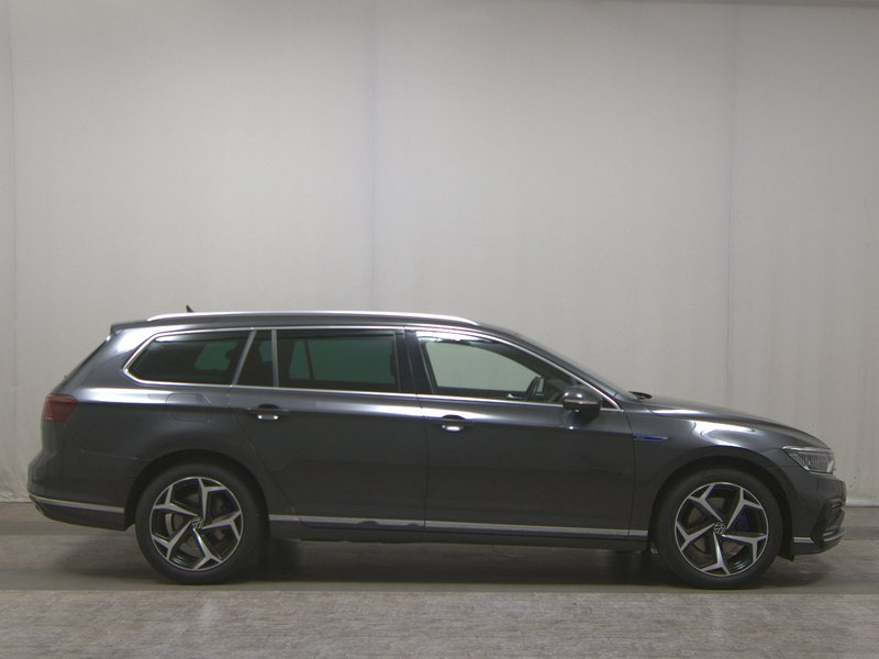 Volkswagen Passat Variant GTE 1.4 TSI automatik • 360° kamera • ACC