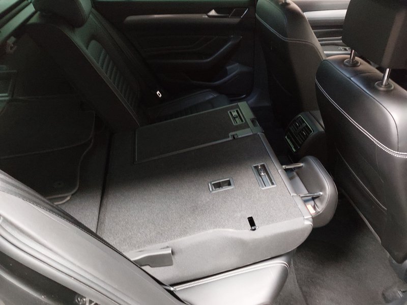 Volkswagen Passat Variant GTE 1.4 TSI automatik • 360° kamera • ACC — 11