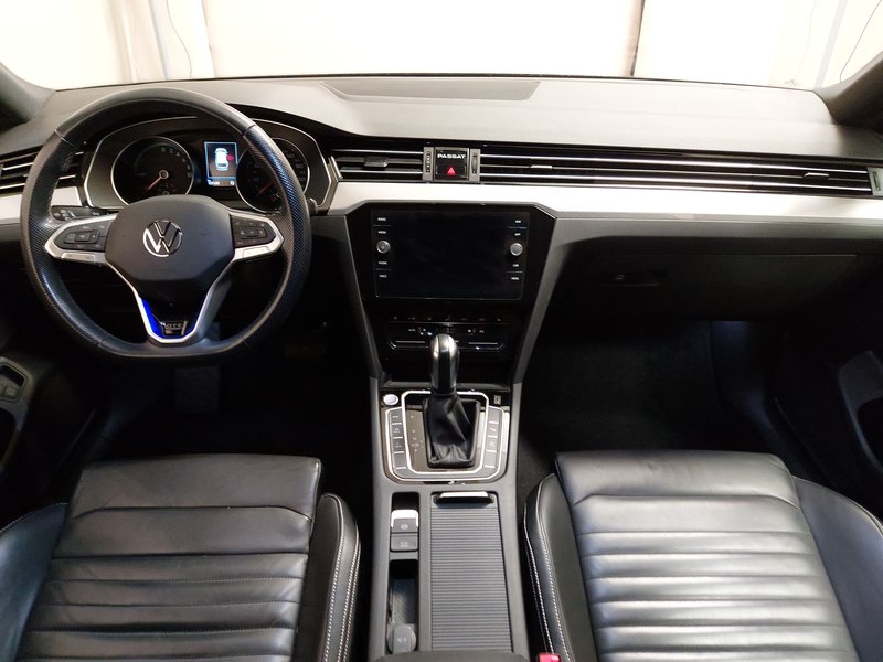 Volkswagen Passat Variant GTE 1.4 TSI automatik • 360° kamera • ACC — 19