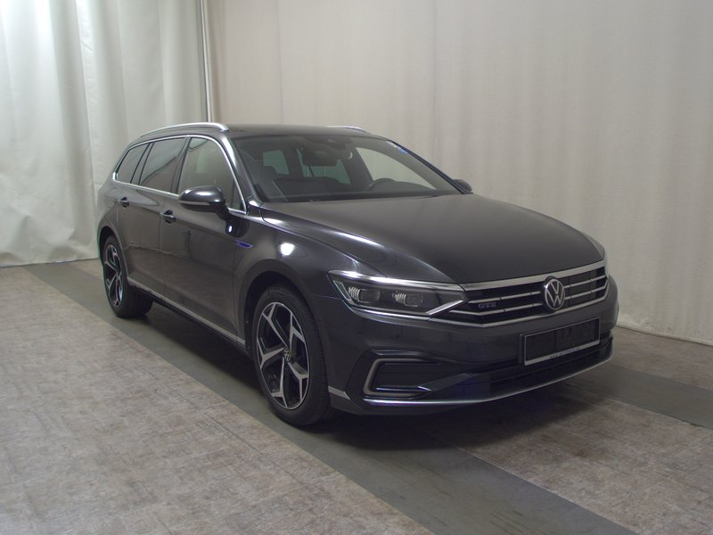 Volkswagen Passat Variant GTE 1.4 TSI automatik • 360° kamera • ACC — 3