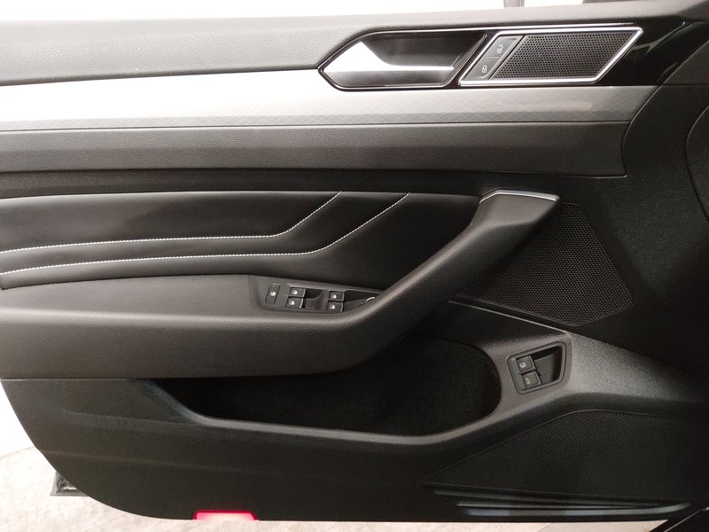 Volkswagen Passat Variant GTE 1.4 TSI automatik • 360° kamera • ACC — 5