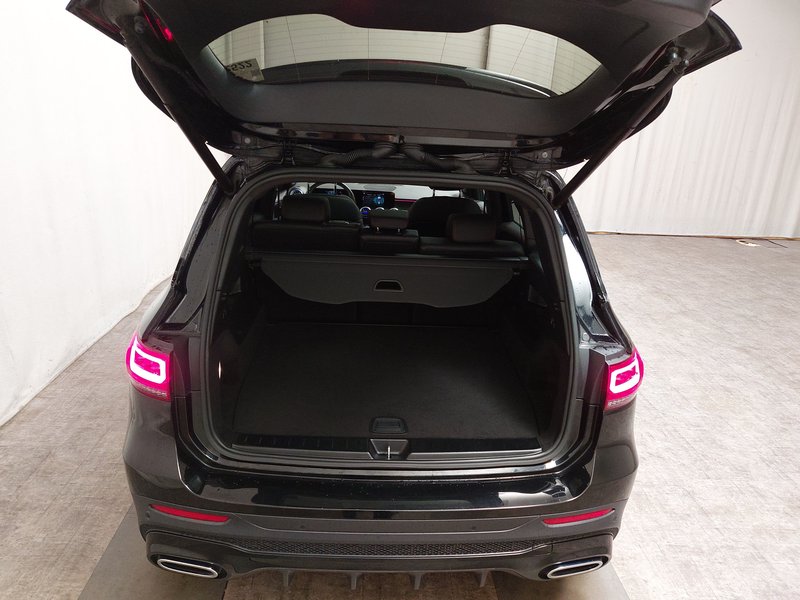 Mercedes-Benz GLB 200 d 4MATIC automatik AMG Line • panorama • ACC — 18
