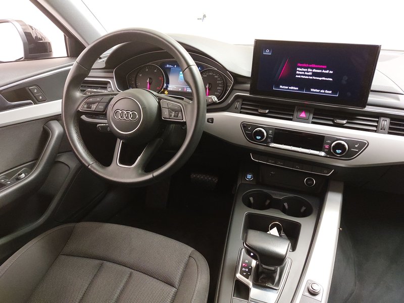 Audi A4 Avant 35 TDI automatik • LED — 17