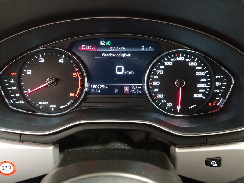 Audi A4 Avant 35 TDI automatik • LED — 21