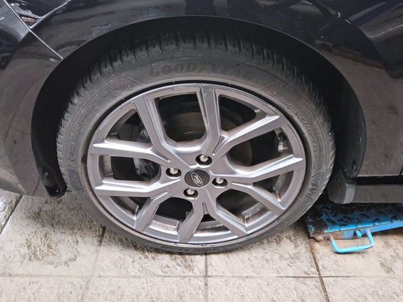 Ford Fiesta 1.0 EcoBoost • ACC • LED — 10