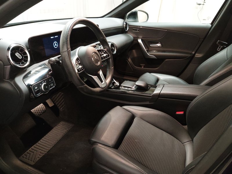 Mercedes-Benz A 200 d Progressive automatik • ACC • LED — 6