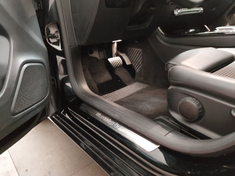 Mercedes-Benz A 200 d Progressive automatik • ACC • LED — 7