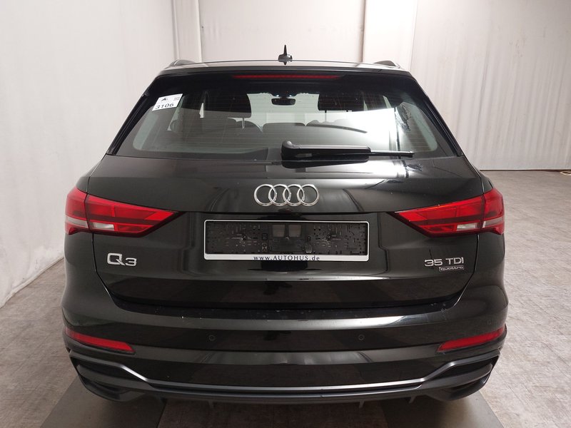 Audi Q3 35 TDI quattro S line automatik • el. vrata prtljažnika • LED — 14