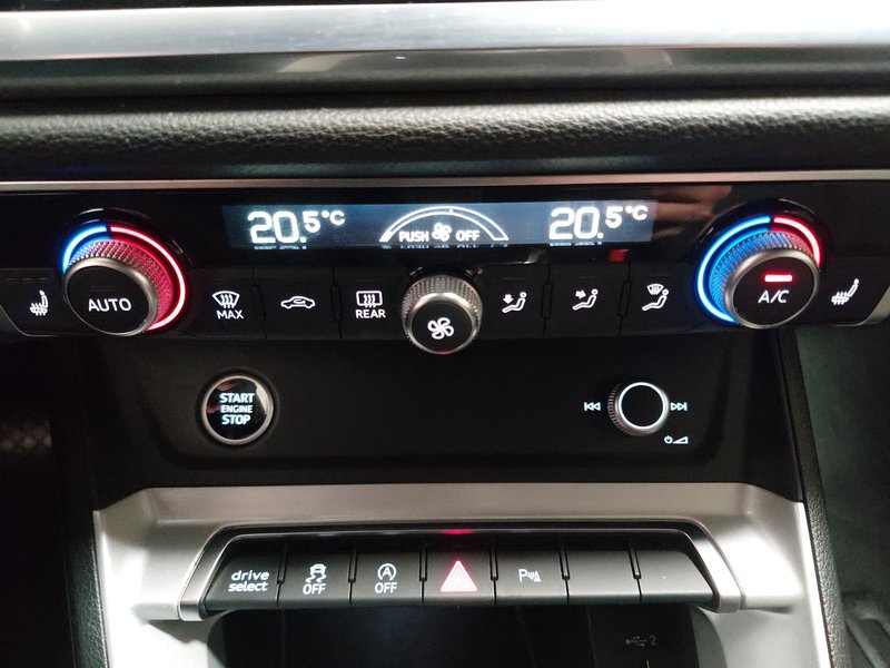 Audi Q3 35 TDI quattro S line automatik • el. vrata prtljažnika • LED — 19