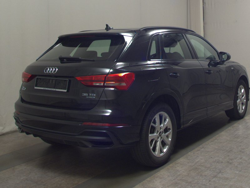 Audi Q3 35 TDI quattro S line automatik • el. vrata prtljažnika • LED — 4