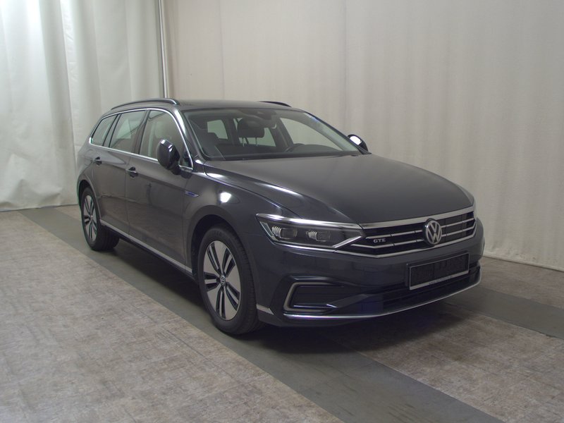 Volkswagen Passat Variant GTE 1.4 TSI • ACC • masaža — 3