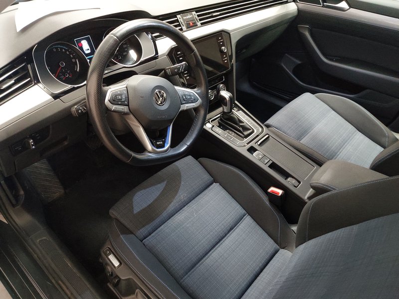 Volkswagen Passat Variant GTE 1.4 TSI • ACC • masaža — 6