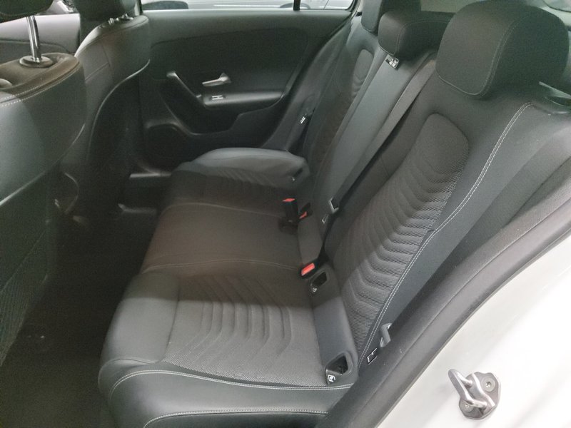 Mercedes-Benz A 180 d automatik • LED • digitalni instrumenti — 13