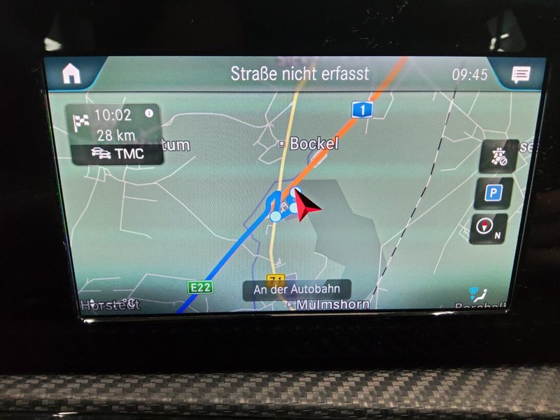 Mercedes-Benz A 180 d automatik • LED • digitalni instrumenti — 7