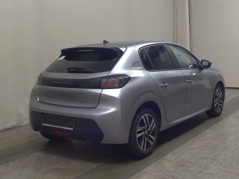 Peugeot 208 PureTech 75 Active Pack • LED — 4