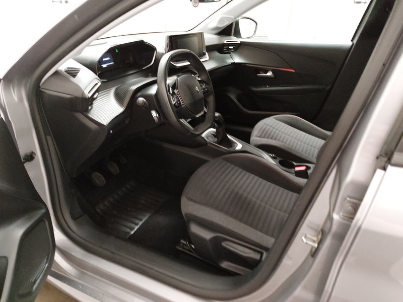 Peugeot 208 PureTech 75 Active Pack • LED — 6