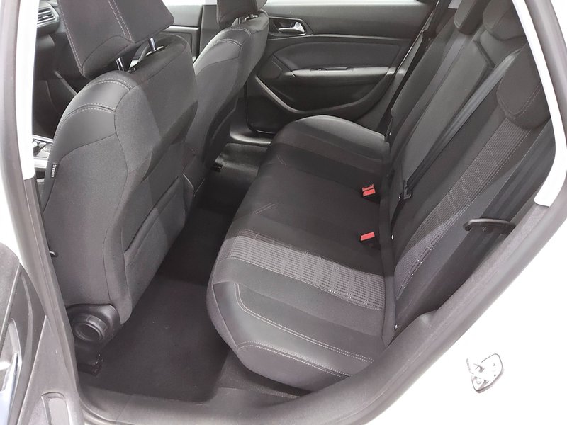 Peugeot 308 1.5 BlueHDI automatik Allure • digitalni instrumenti — 13