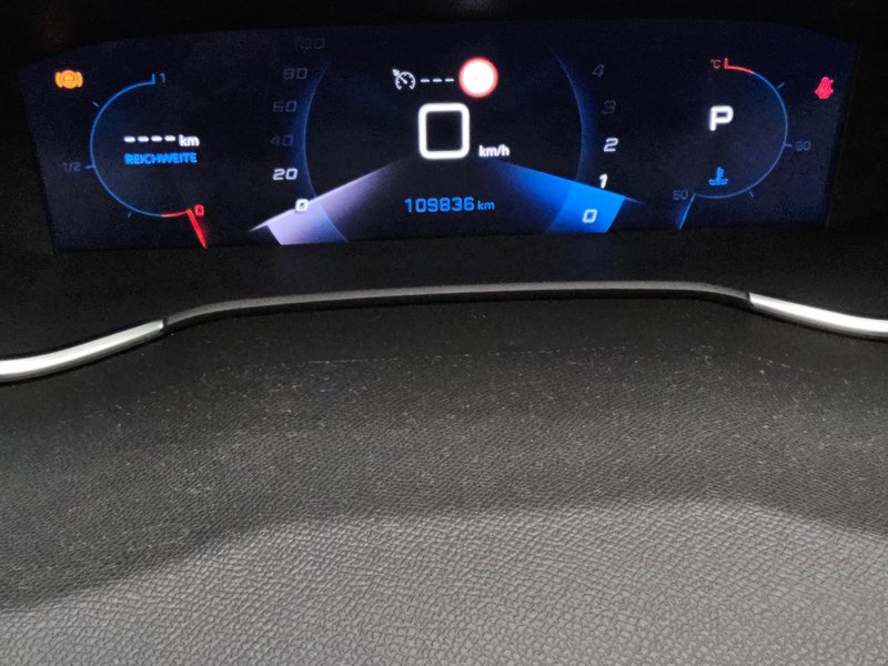 Peugeot 308 1.5 BlueHDI automatik Allure • digitalni instrumenti — 8