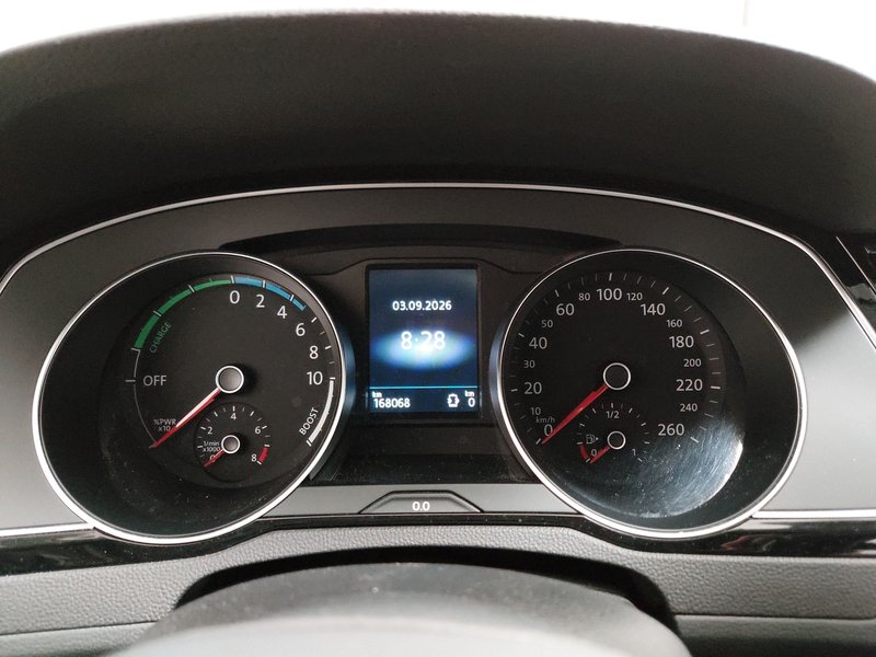 Volkswagen Passat Variant GTE 1.4 TSI • sjedala s memorijom • ACC — 17