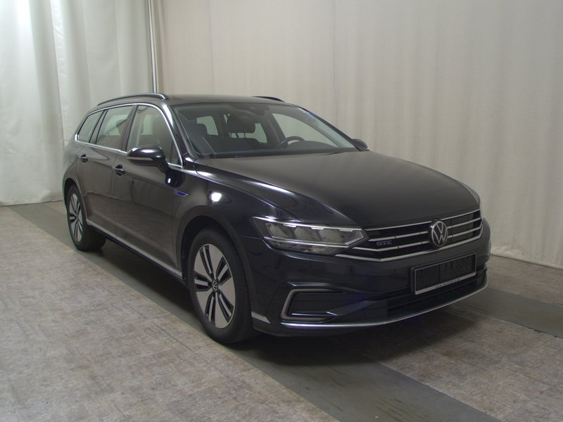 Volkswagen Passat Variant GTE 1.4 TSI • sjedala s memorijom • ACC — 3