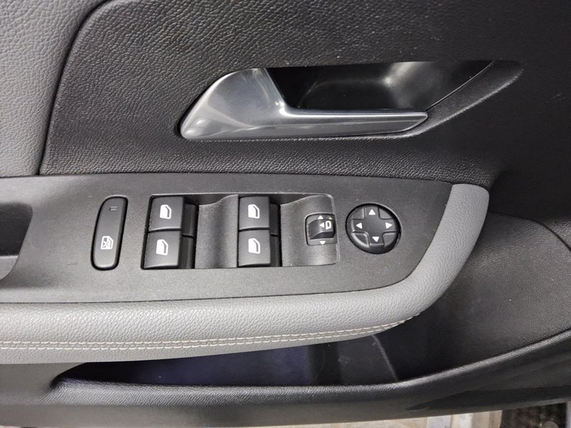 Opel Mokka 1.2 Turbo automatik Elegance • Full LED • digitalni instrumenti — 10