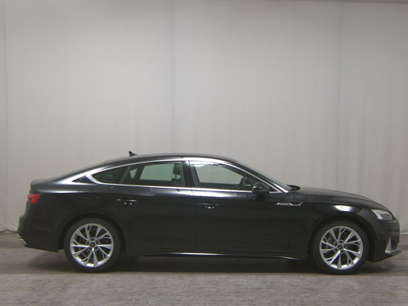 Audi A5 40 TFSI advanced automatik • el. vrata prtljažnika • masaža