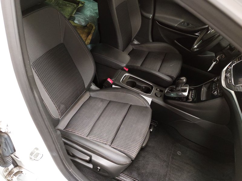 Opel Astra ST 1.5 D Elegance automatik • LED • navigacija — 10