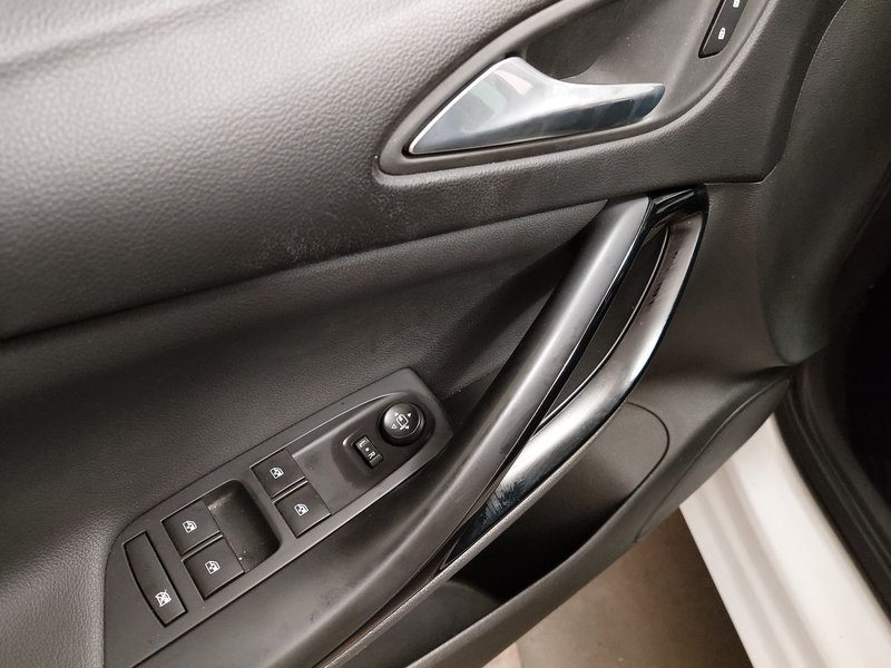 Opel Astra ST 1.5 D Elegance automatik • LED • navigacija — 5